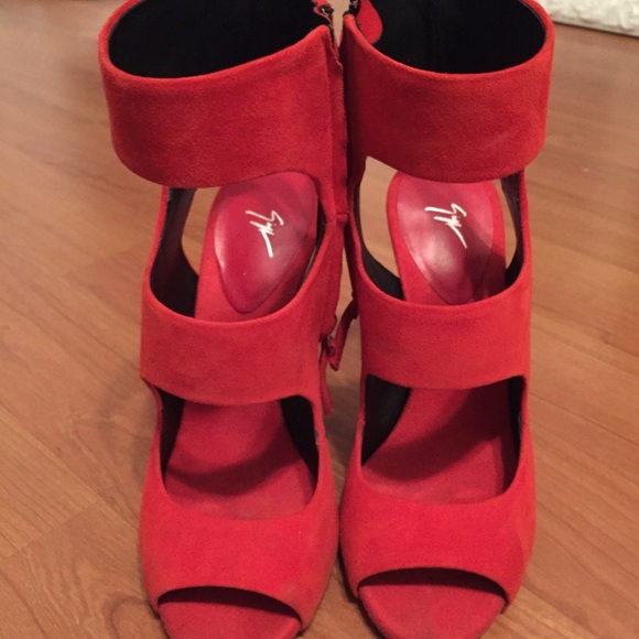 Giuseppe Zanotti Red Suede Heels - Picture 1 of 8